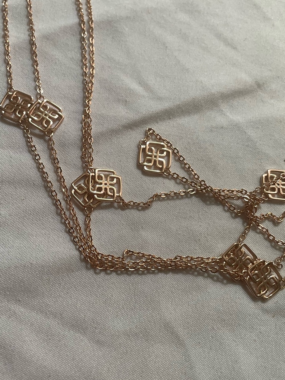 4 necklace - Picture 6 of 8